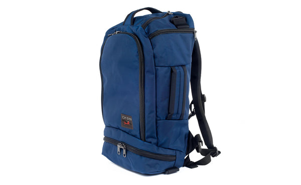 A Techonaut 30 with a Deep Blue (dark blue) exterior